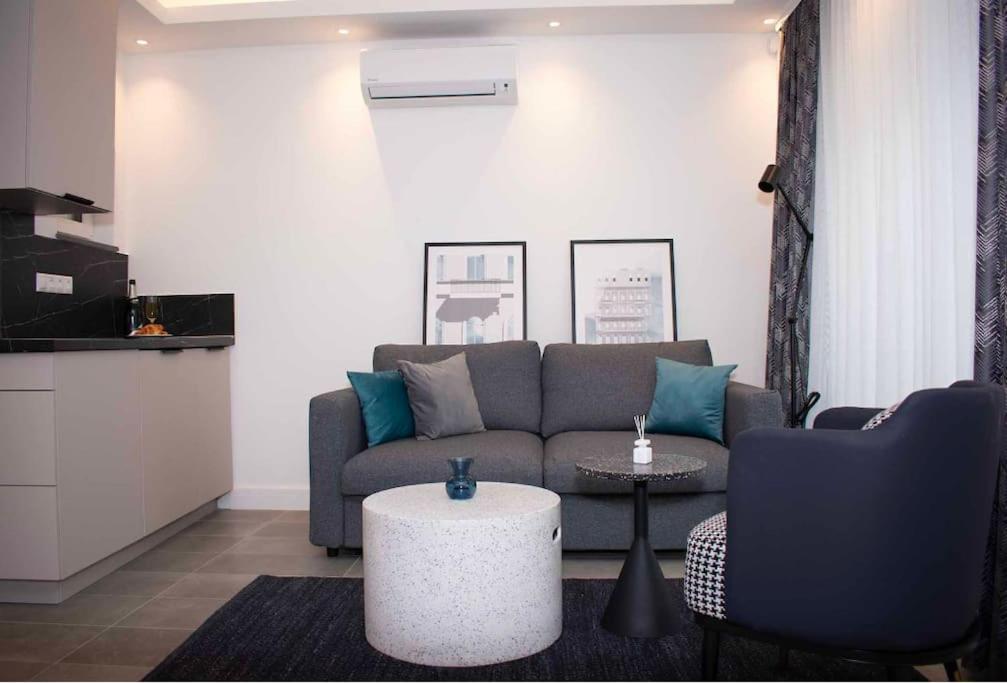 Luxury Cozy 2 Bdr Downtown Apt.7 Boedapest Buitenkant foto