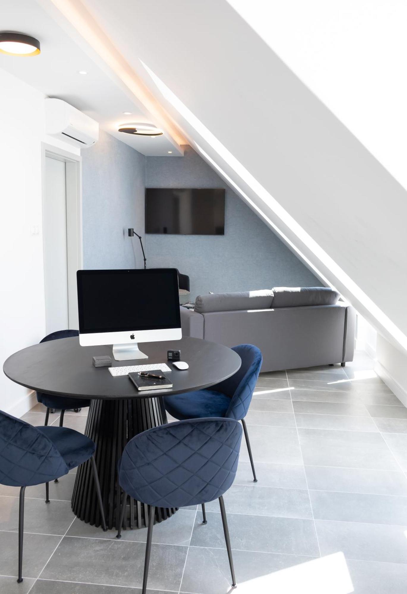 Luxury Cozy 2 Bdr Downtown Apt.7 Boedapest Buitenkant foto